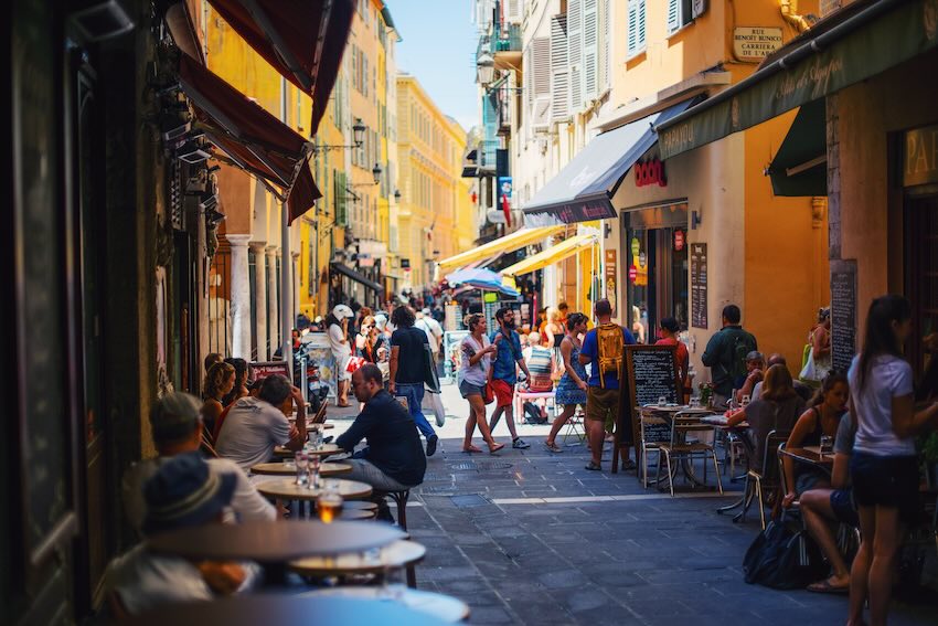 Looking for an apartment to buy in Nice France