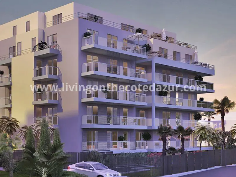 Moderne nieuwbouw met privétuin in centrum Juan les Pins