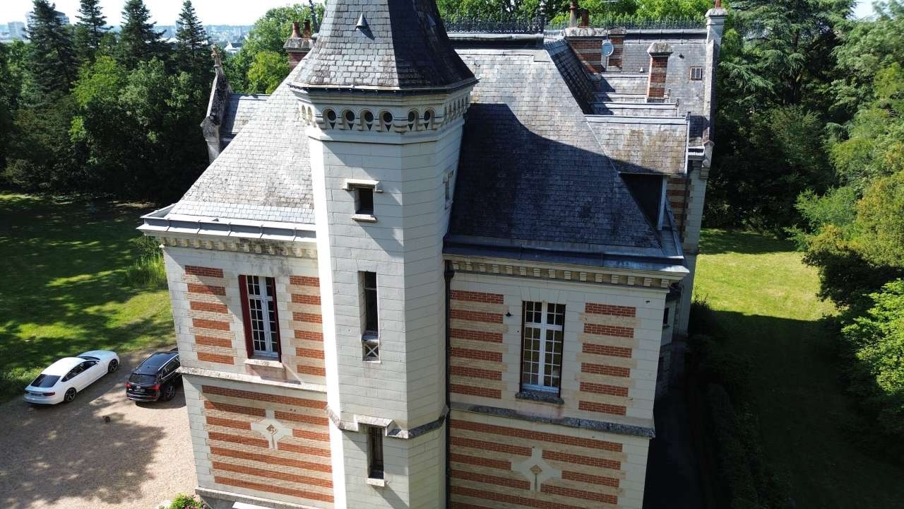 18th century chateau for sale in Touraine, 1 hour from Paris — photo 4 of 20