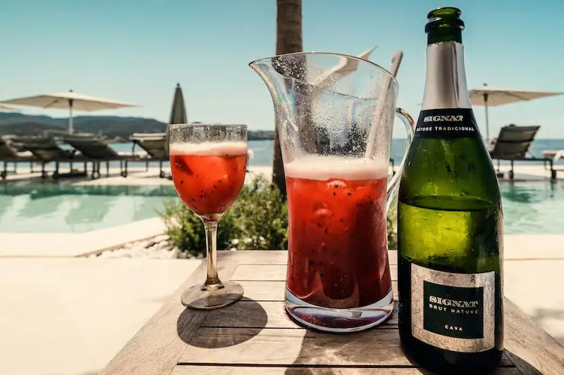 Ibiza villa with tourist license. Easy to get? Ibiza villa with tourist license. Easy to get?
