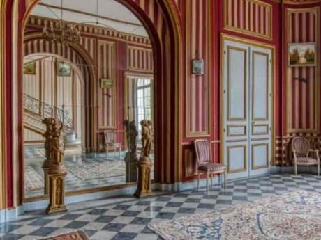 18th-century castle with land for sale near Paris