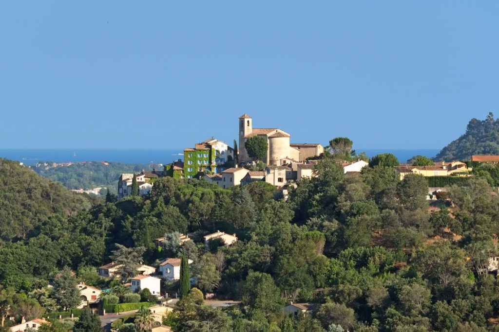 Villa en appartment for sale Auribeau sur Siagne Villa en appartment for sale Auribeau sur Siagne