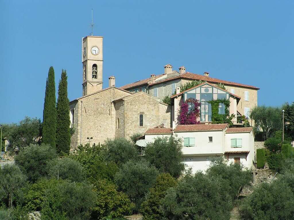 Opio Villa and apartment for sale