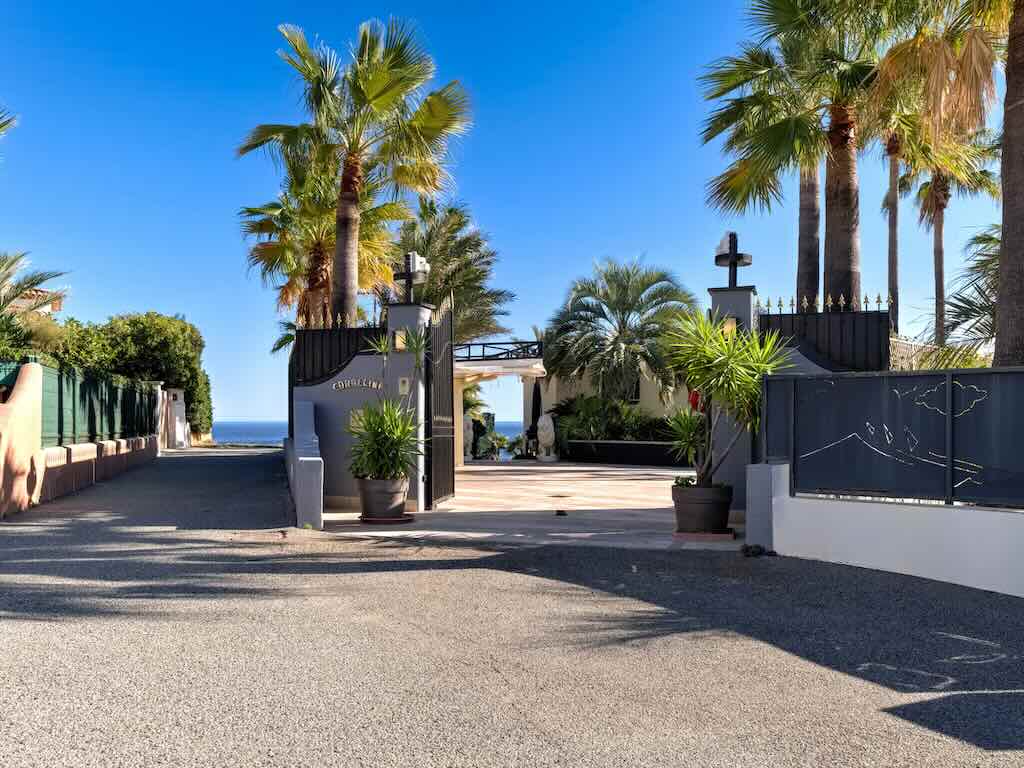 Auction Waterfront property Saint Raphael