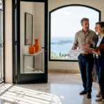 Couple touring Côte d'Azur luxury villa