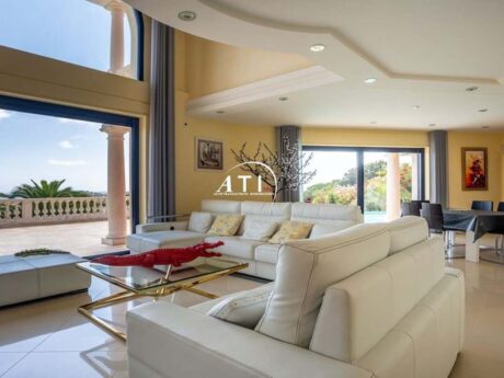 Domaine du Golf Sainte Maxime villa for sale