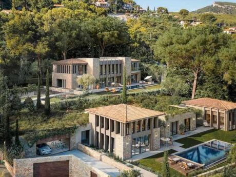 Building land for sale in Cassis